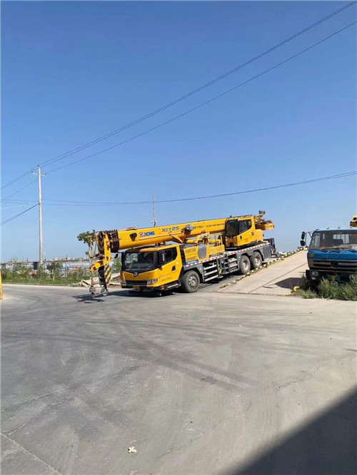 扬州市吊车作业时，可能会产生哪些额外收费项目？